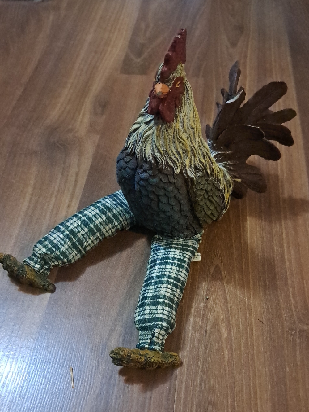 Cracker Barrel Rustic Rooster Figurine in Brown and Green Plaid